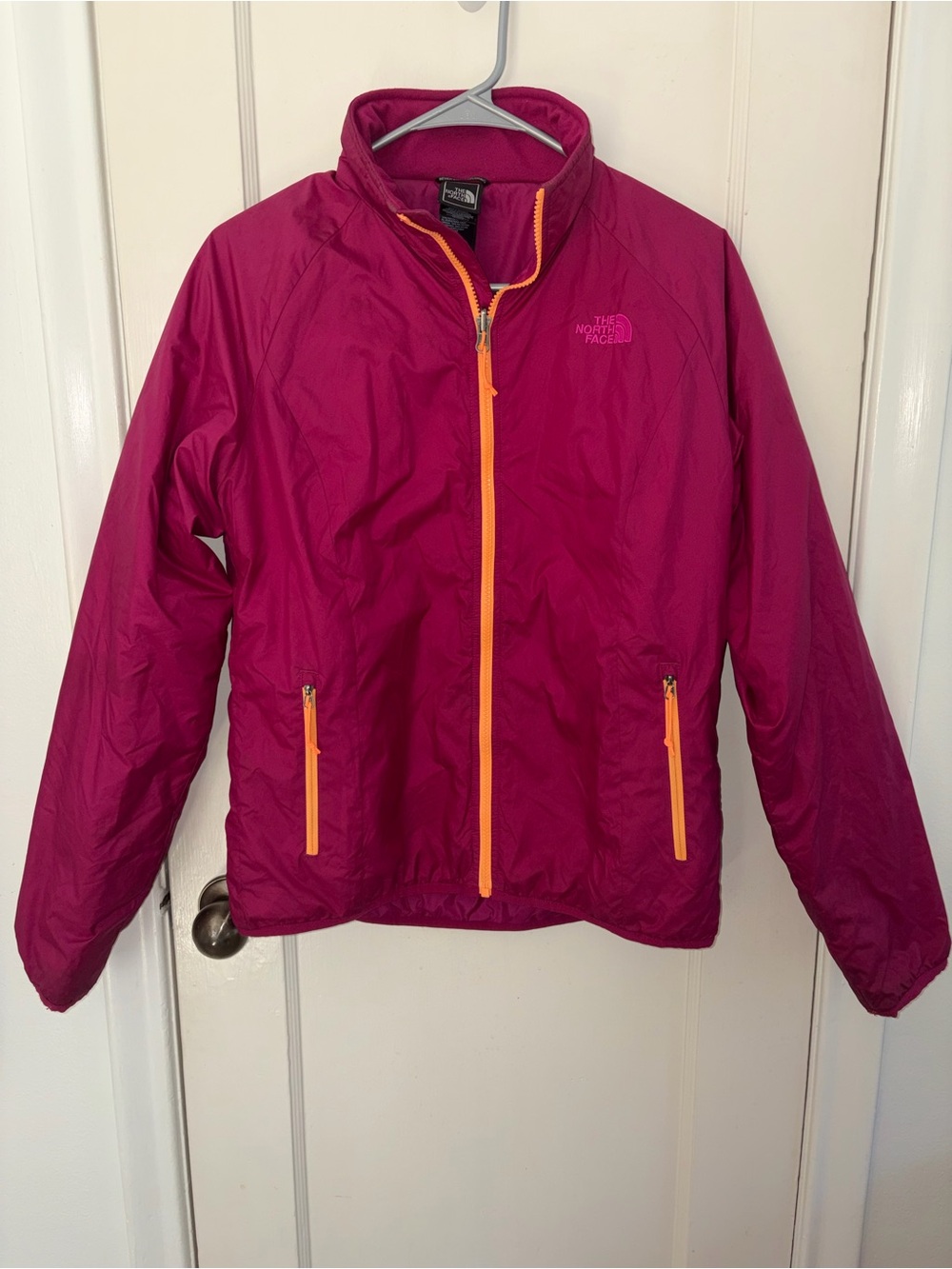 The Northface light puffy jacket